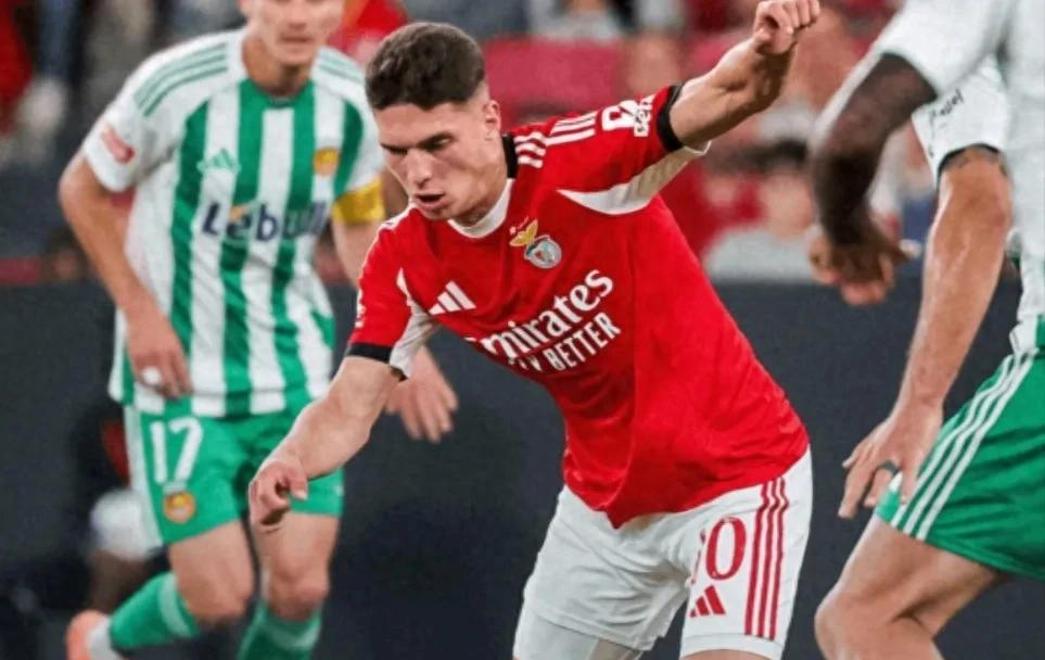 关于本菲卡迎足总杯关键赛，转会期完成体检，压力陡增，心理建设被强调的信息-雷速